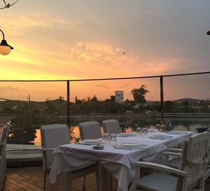 Port Villa Deniz Restaurant Alacati Izmir